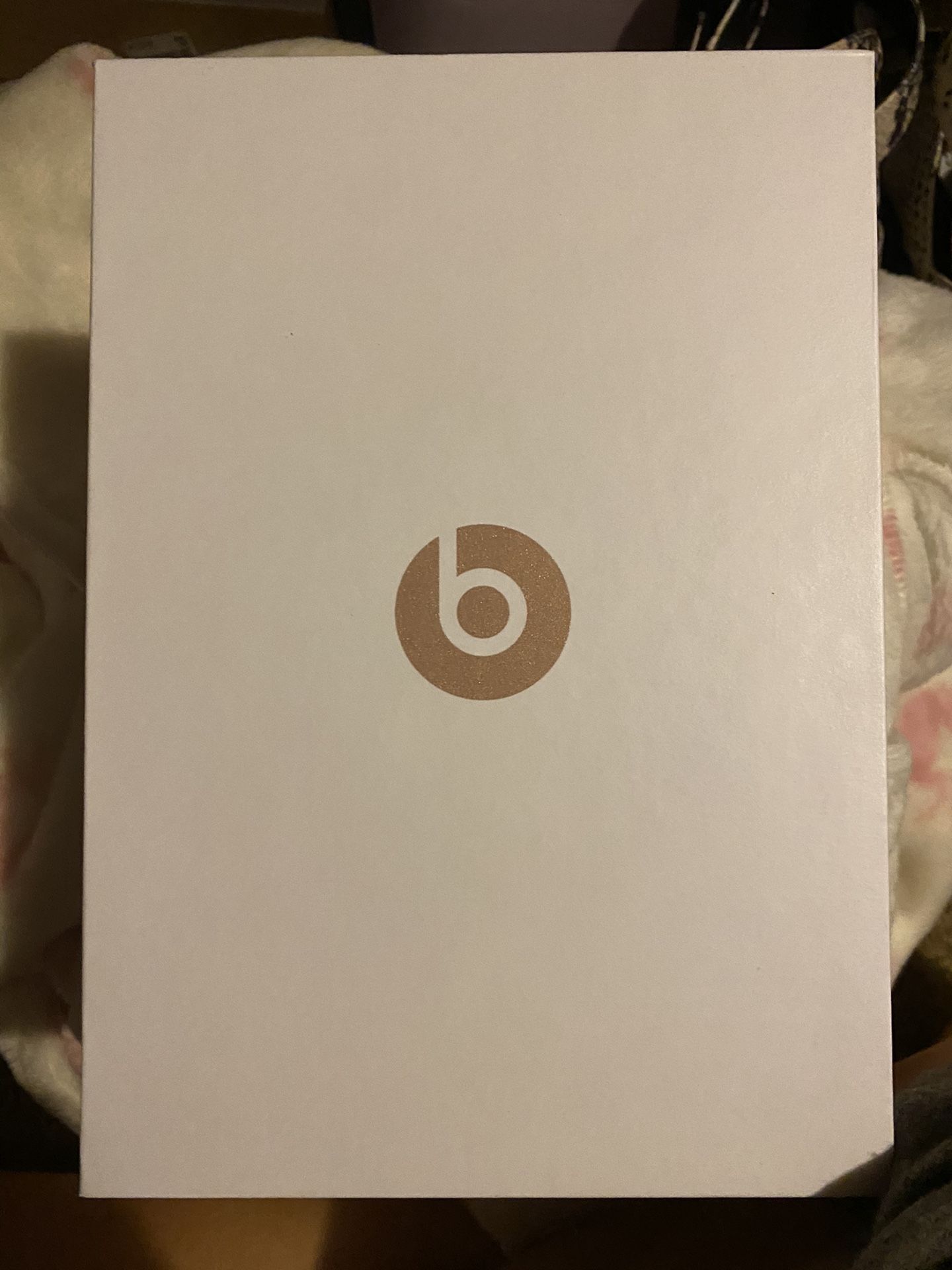 Beats solo 3 wireless rose gold