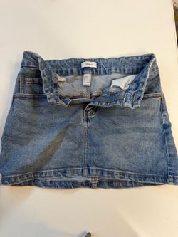 Forever 21 Light Wash Denim Mini Skirt
