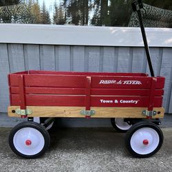 Radio Flyer Wagon/Red Wagon Town and Country