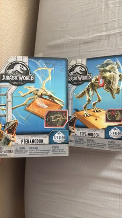 2018 Jurassic World STEM Fossil Strikers set—the Stygimoloch