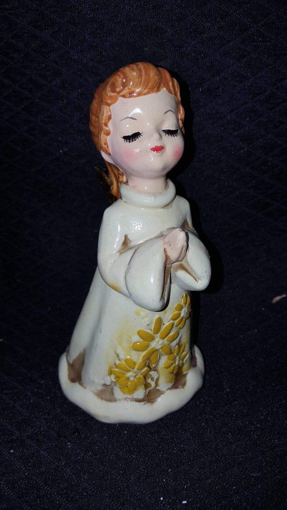 JOSEF Originals Angel Girl White Dress Yellow Flowers Praying 5 3/4" Vtg Japan