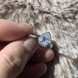 1.5 Ct Pear Shaped CZ Engagement Ring Size 7 Sterling Silver