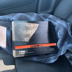 2400W Amplifier Brand New 