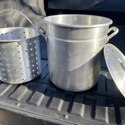 42 Quart Aluminum Stock Pot with Lid and Basket