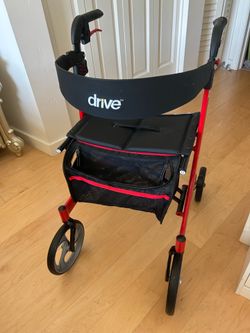 Rollator / Walker by Nitro