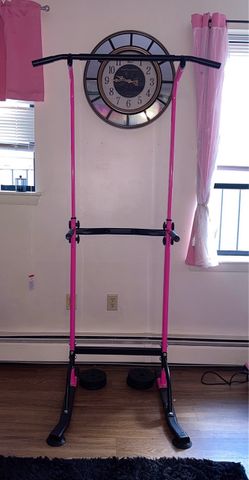 New unused pull up bar