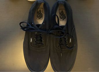 zapatillas Vans modelo Authentic en color negro. US men 8.5 / US women 10