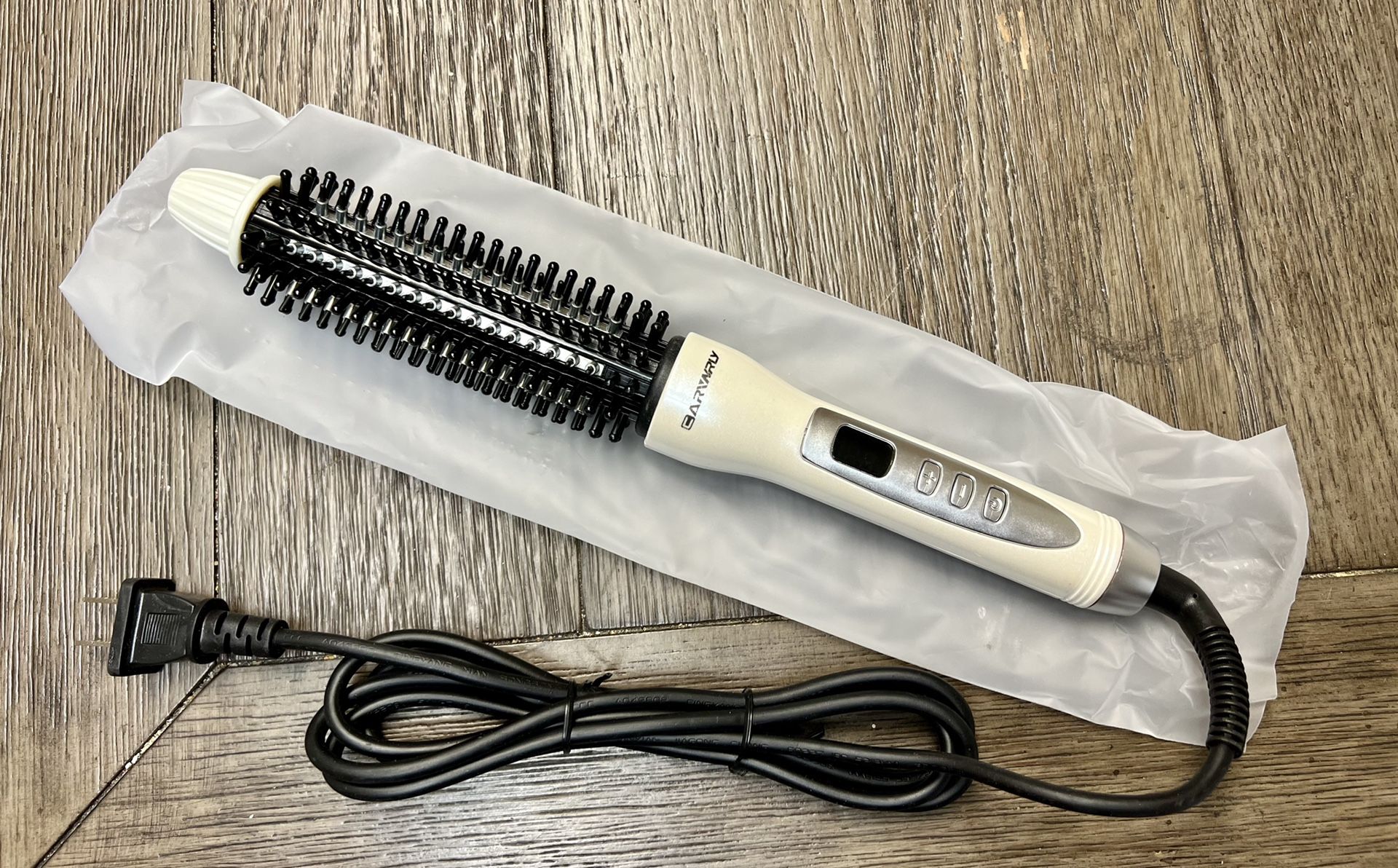 Professional Hot Brush BRAND NEW