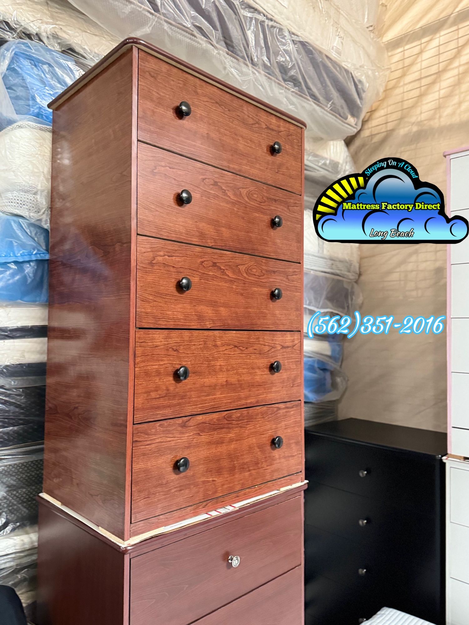 Two Knob Cherry Dresser Jumbo Compressed Nuevo