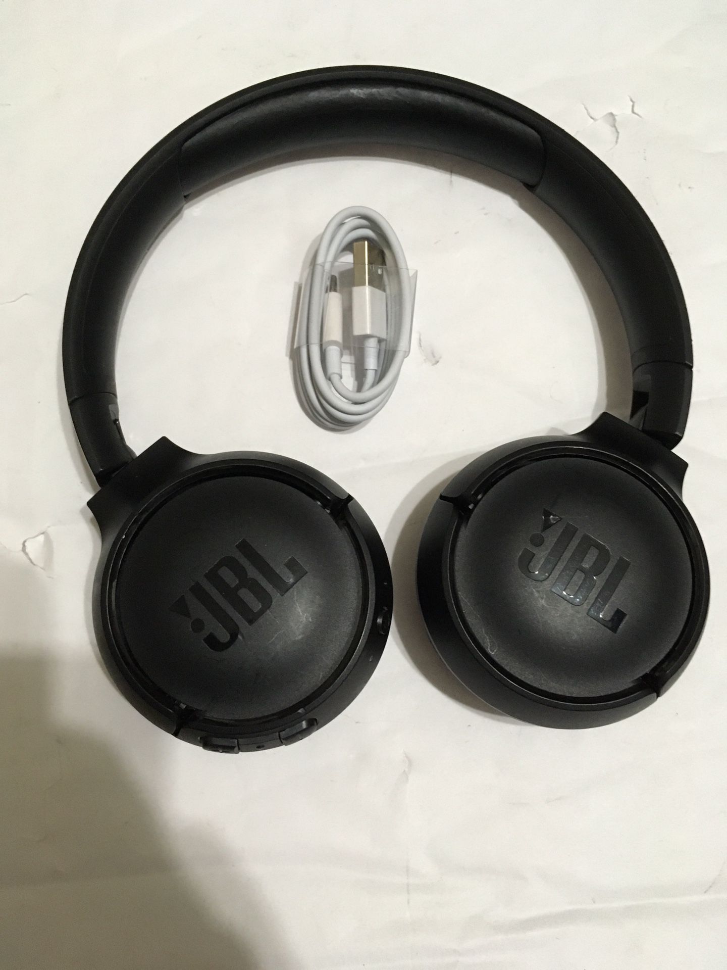 JBL Tune 510BT Wireless Bluetooth On-ear Headphones, Black JBLT510BTBLAM With charging cable  JBL Pure Bass Sound Wireless Bluetooth 5.0 Streaming Up 