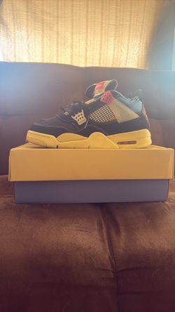 Jordan 4 Unión “Off Noir”