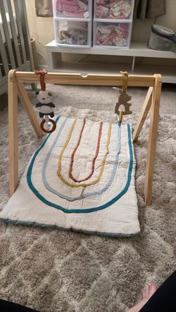 Itzy ritzy play mat