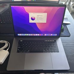 MacBook Pro 15” 