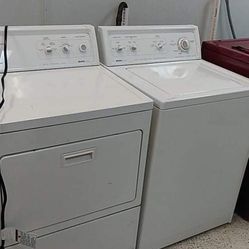 Kenmore Washer And Gas Dryer Set For $420