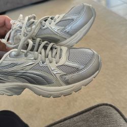 Puma shoes (women)