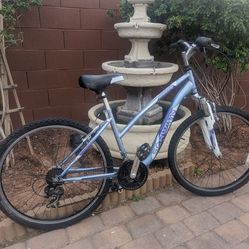 Bicicleta medida 26 para mujer Todo funciona $35