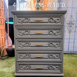 Gray Vintage Bassett 5 Drawer Wood Dresser 