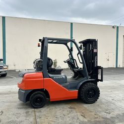 2019 Toyota Pneumatic Forklift 