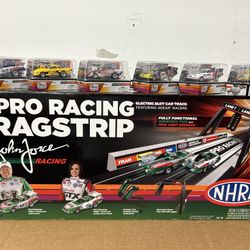John force racing slot car track +6 extra cars
