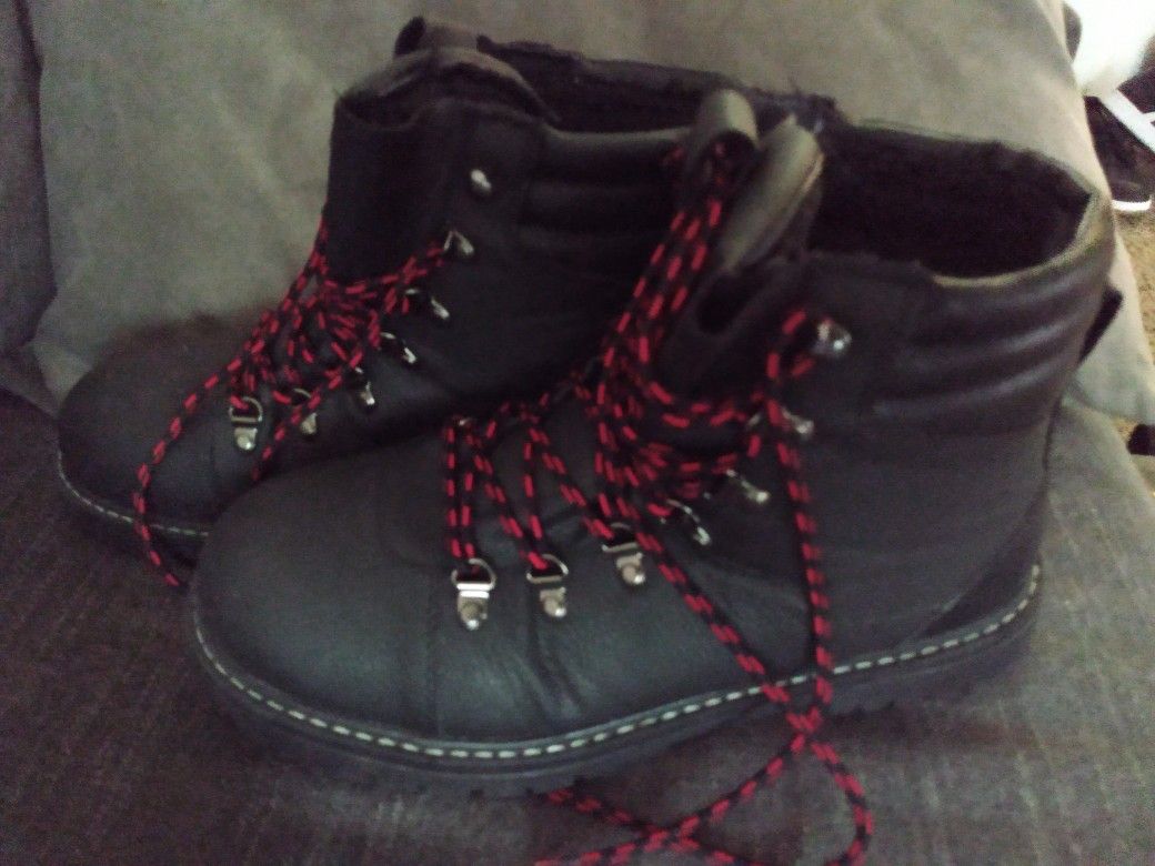 Black Hiking Boots