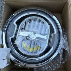 5-3/4 in. Daymaker Signature Reflector LED Headlamp - Black