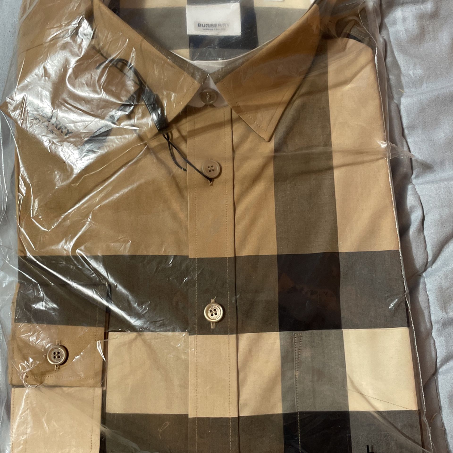 Burberry Long Sleeve Shirt (large) 