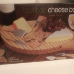 Bamboo Cheese Board With Tools