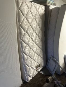 Sale twin size mattress good condition
