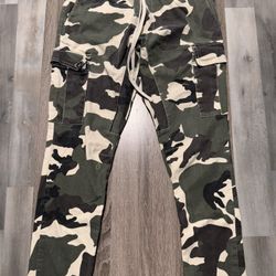 PACSUN Camoflauge jeans/joggers size small  (great quality )