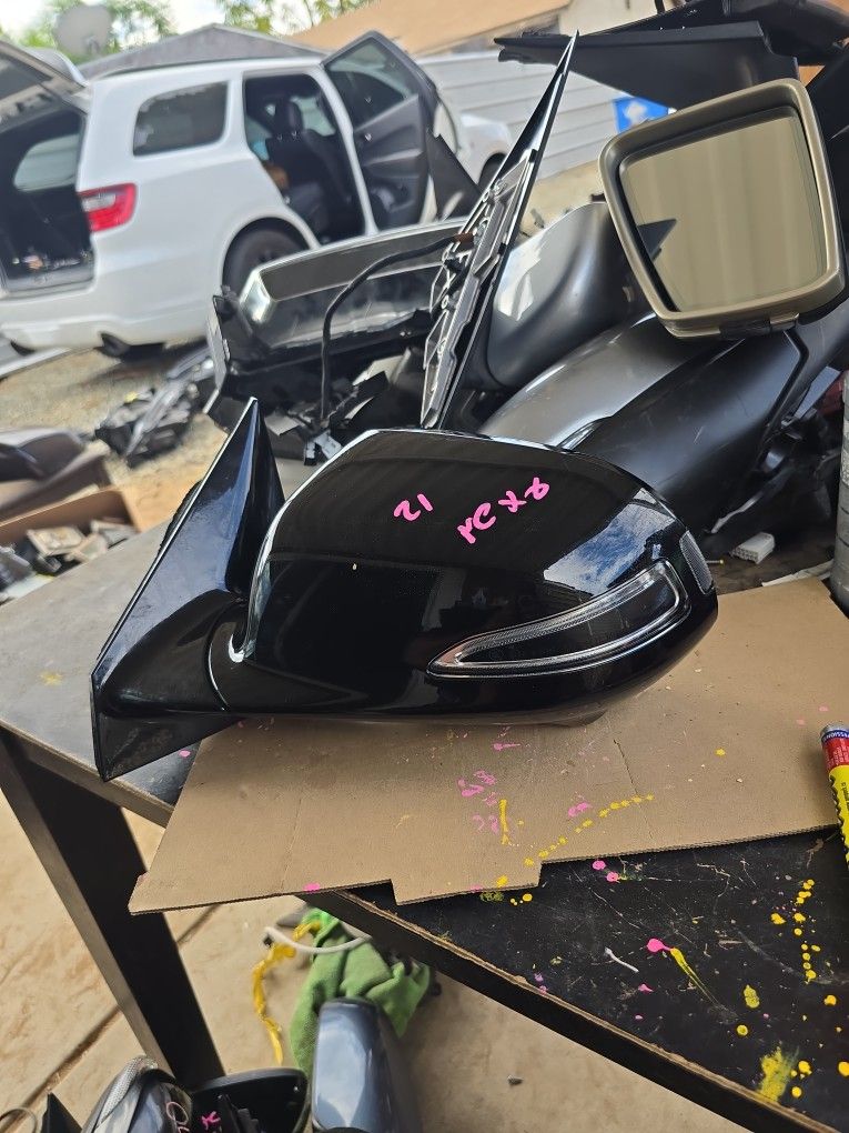 2019-2020-2021 HYUNDAI NEXO LEFT SIDE VIEW MIRROR WITH CAMERA + BLIND SPOT OEM