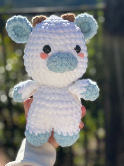 Standing Cow 🐄 handmade 🧶 crochet 🧶 plushie