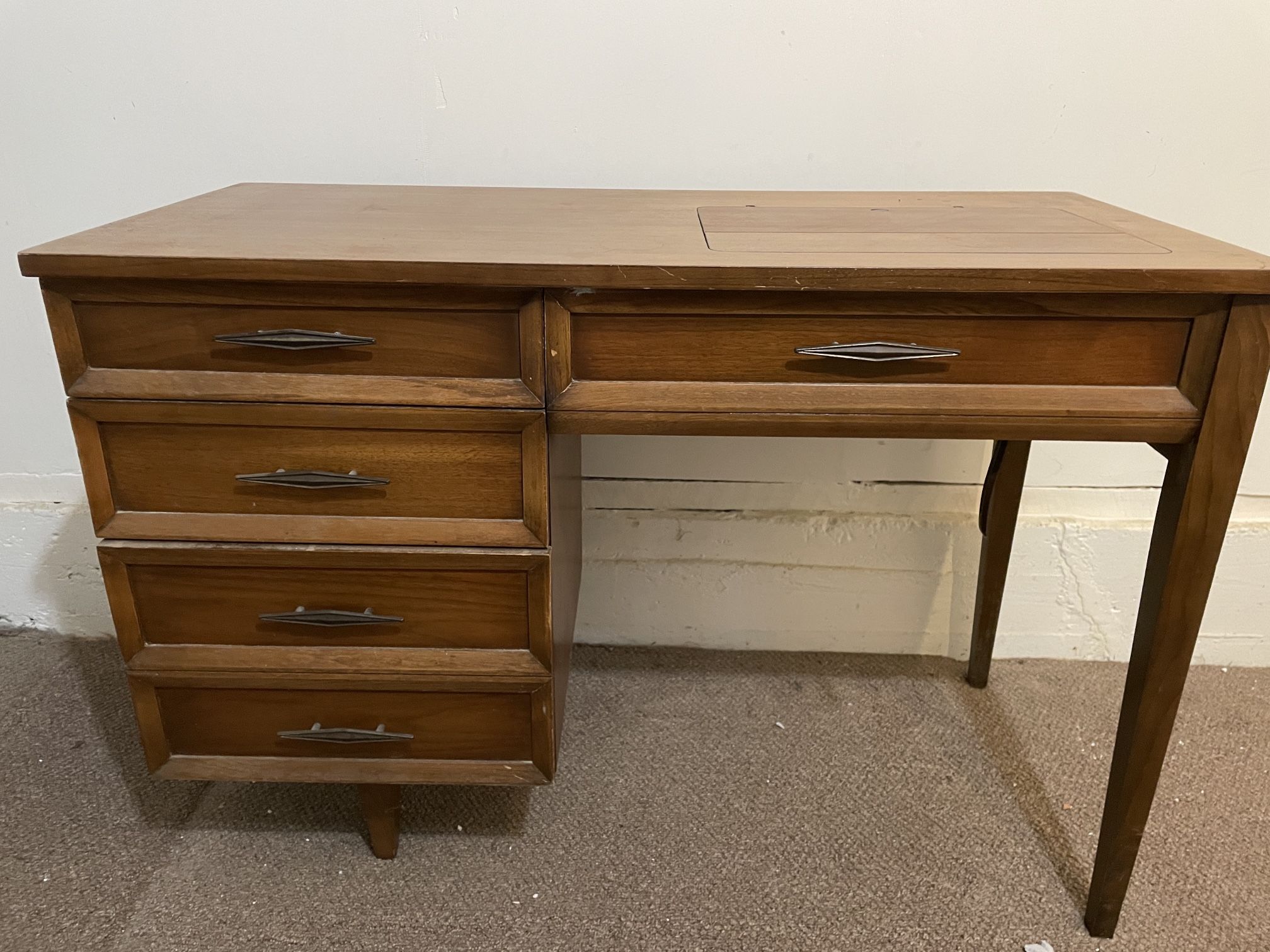 Singer 600e Sewing Machine With Walnut Desk 1960s Mid Century Modern