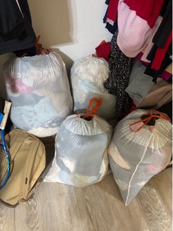 Woman's/ teens clothes