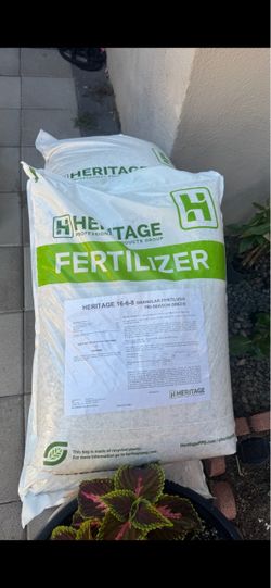 Fertilisante. For. Sale.  at. 27 at bag