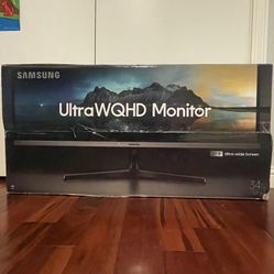 Samsung S34J552WQN 34" Ultra-Wide WQHD Monitor with 21:9 Wide Screen