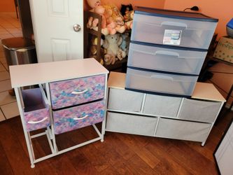 Drawers and dresser with fabric bins