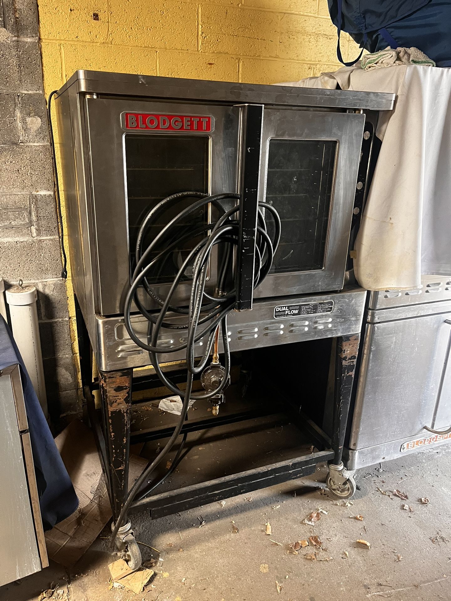 Conventional oven