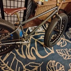 Custom COVID Cruiser Fat Tire 