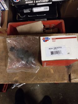 Chrysler dodge upper ball joint #772