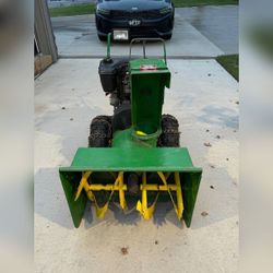 John Deere 924DE 24-inch Two-stage Snowblower - Good - Newton, IA