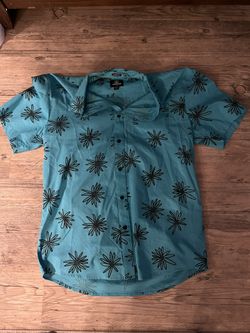 Men XL Blue Volcom Button up Shirt
