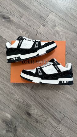 Lv Trainers