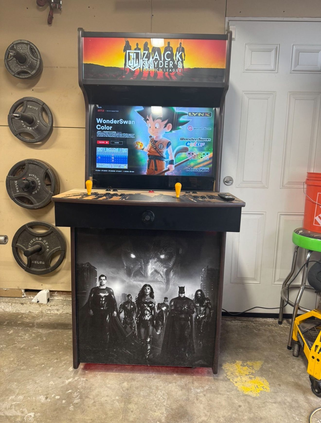 Arcade Machine With 9600 Games