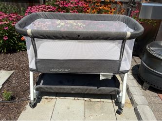 Meichyun 3 in 1 Baby Bassinet Bedside Sleeper Cradle Rocker Adjustable Heights