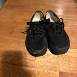 VANS Authentic Canvas Skate Shoes Childrens Size 2