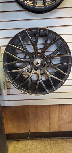 20 inch Staggered set of asanti black label wheels abl21 LEO MATTE GRAPHITE SIZE 20X9 & 20X10.5 38MM OFF SET INCLUDES CARBON FIBER INSERTS 1350$ for