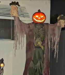 Pumpkin Scarecrow Animatronic prop