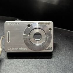 Sony Cyber-shot DSC-W50 Digital Camera 6 Mp 