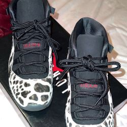 Jordan 11s