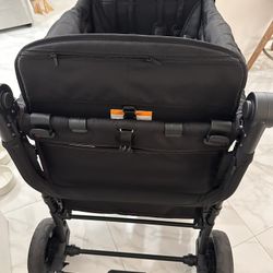 Like New Wonderfold W2 Double Stroller Wagon